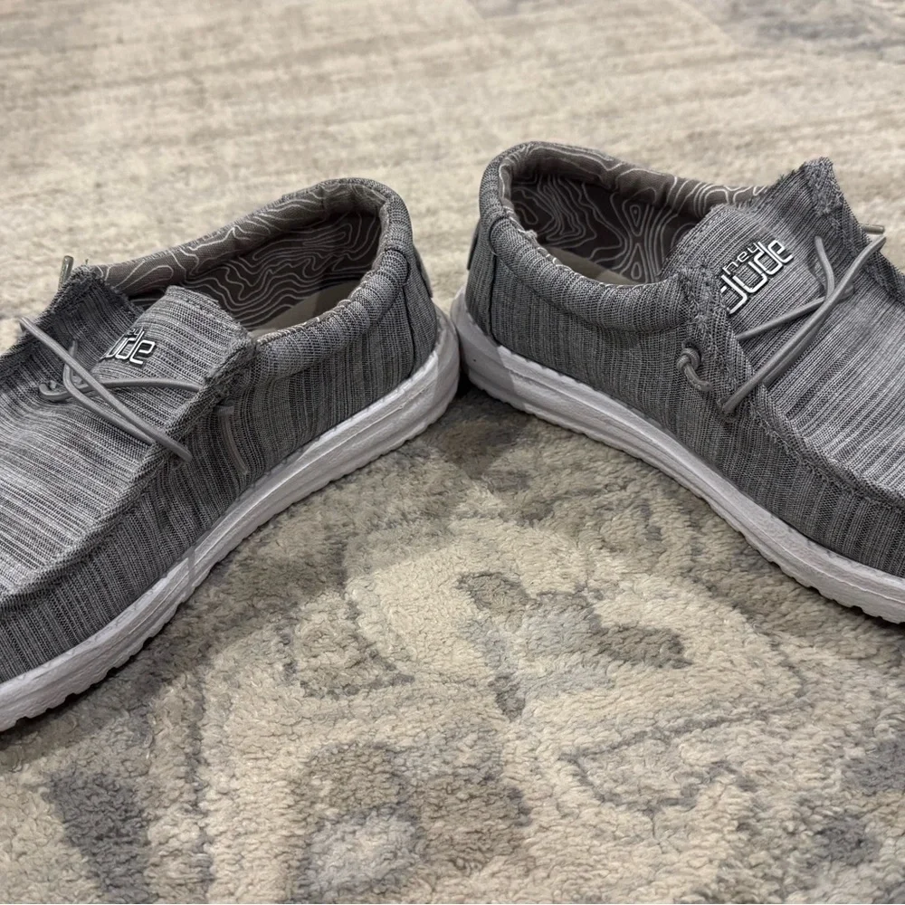Hey Dude (Youth Size 5) - Picture 4 of 7
